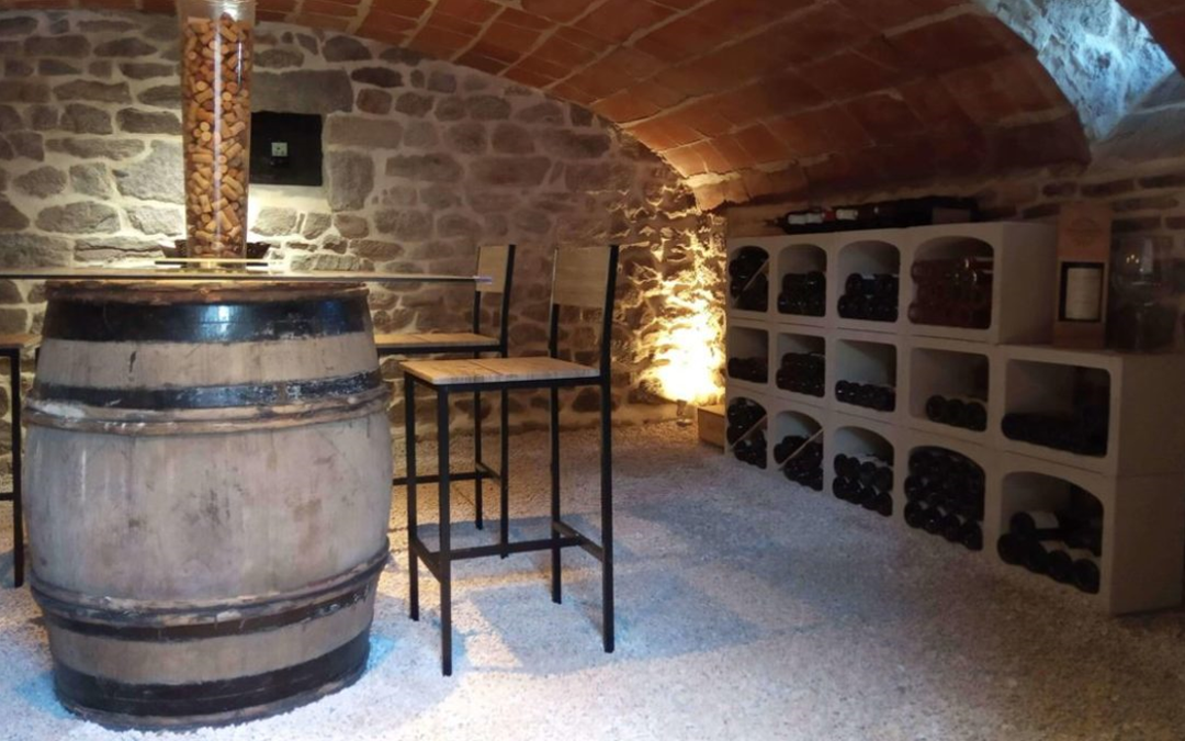 Quels matériaux pour la décoration d’une cave à vins ?